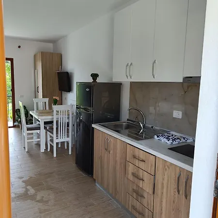 Eva & Resul Apartment Ilias