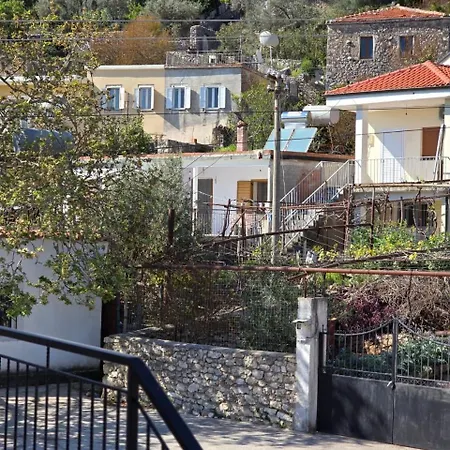 Appartement Eva & Resul Ilias